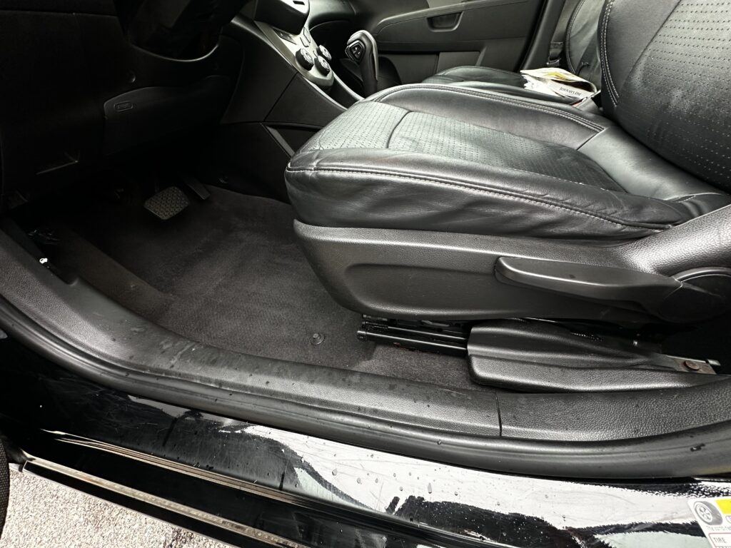 Why You Need Interior Car Detailing Services in Fort Wayne Indiana